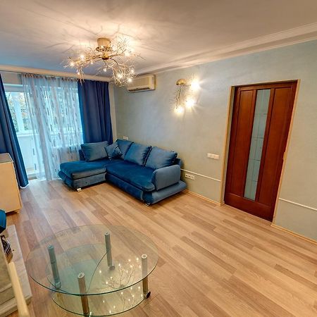 Apartamenty Na Dragomirova 10A キエフ エクステリア 写真