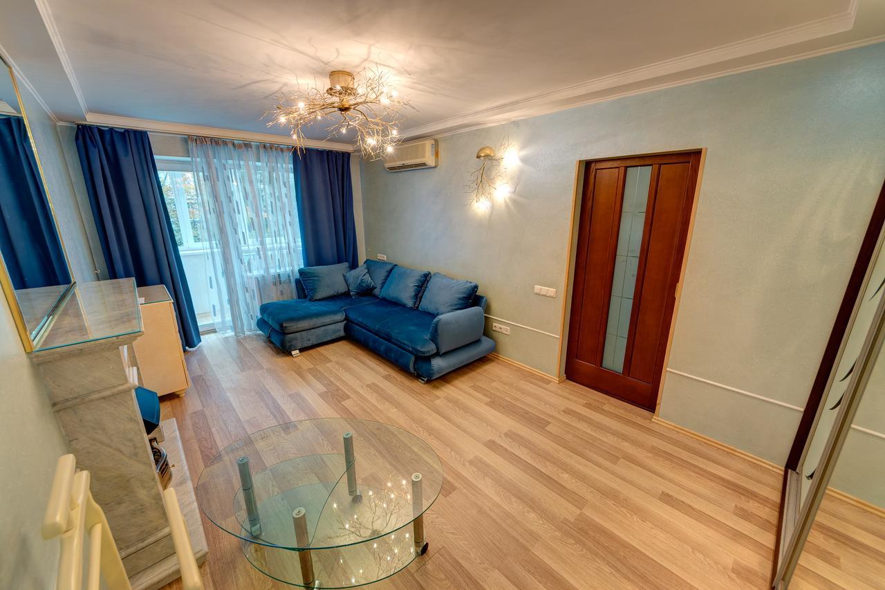 Apartamenty Na Dragomirova 10A キエフ エクステリア 写真